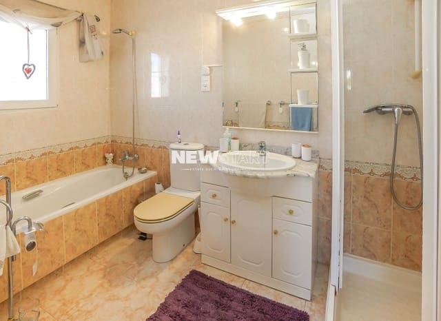 3 bedroom Villa for sale in La Marina, Elche / Elx with pool garage - € 425,000 (Ref: 9539611)