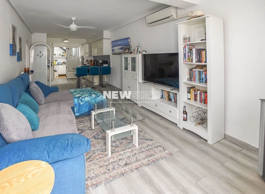 3 sypialnia Willa na sprzedaż w La Marina z basenem - 199 000 € (Ref: 9566209)