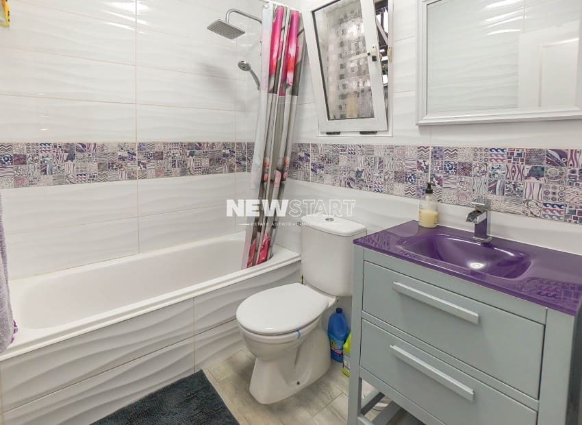 3 sypialnia Willa na sprzedaż w La Marina z basenem - 199 000 € (Ref: 9566209)