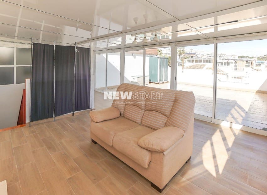 3 makuuhuone Huvila myytävänä paikassa San Fulgencio mukana uima-altaan - 179 000 € (Ref: 9586778)