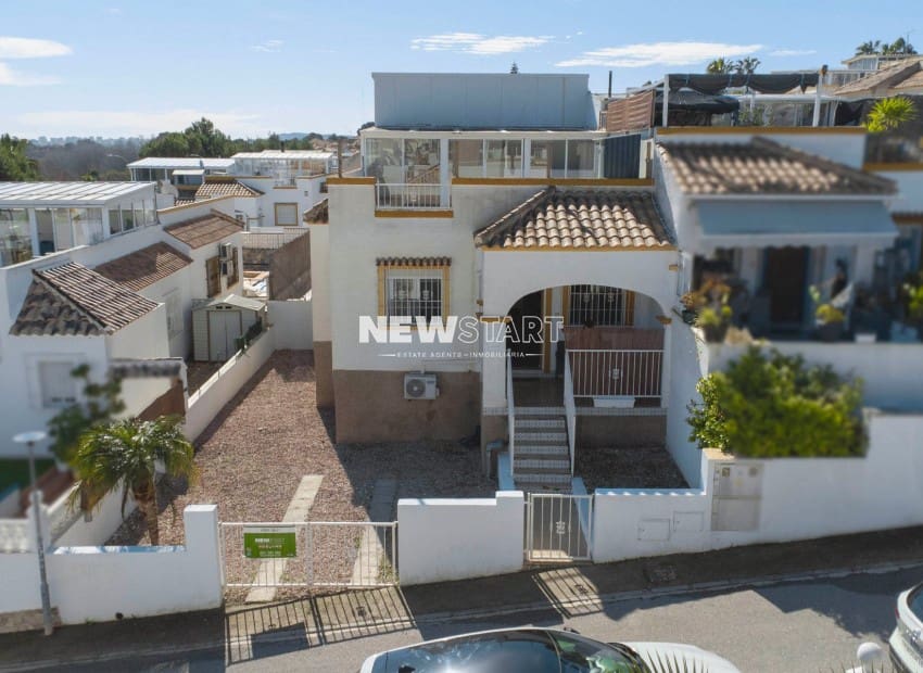 3 makuuhuone Huvila myytävänä paikassa San Fulgencio mukana uima-altaan - 179 000 € (Ref: 9586778)