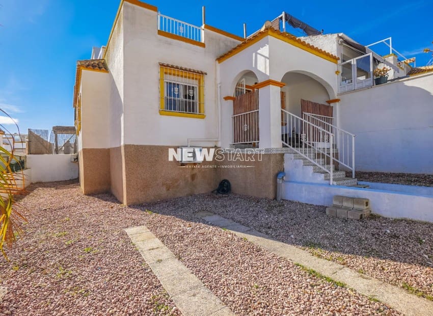 3 makuuhuone Huvila myytävänä paikassa San Fulgencio mukana uima-altaan - 179 000 € (Ref: 9586778)