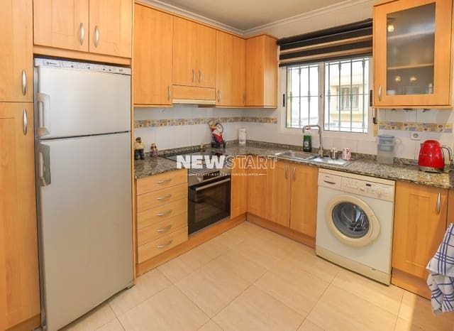 3 makuuhuone Huvila myytävänä paikassa El Raso, Guardamar del Segura mukana uima-altaan - 275 000 € (Ref: 9592208)