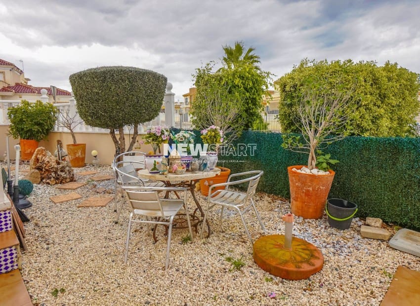 3 bedroom Villa for sale in El Raso with pool - € 275,000 (Ref: 9592208)