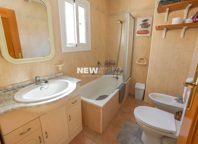 2 Zimmer Doppelhaus zu verkaufen in La Marina, Elche / Elx mit Pool - 164.999 € (Ref: 9598108)