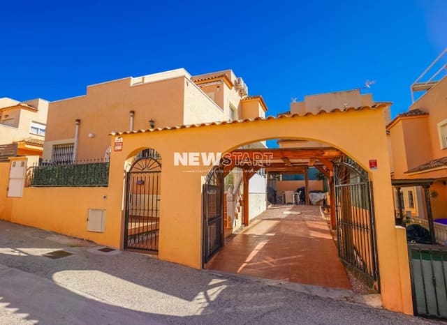 2 Zimmer Doppelhaus zu verkaufen in La Marina, Elche / Elx mit Pool - 164.999 € (Ref: 9598108)