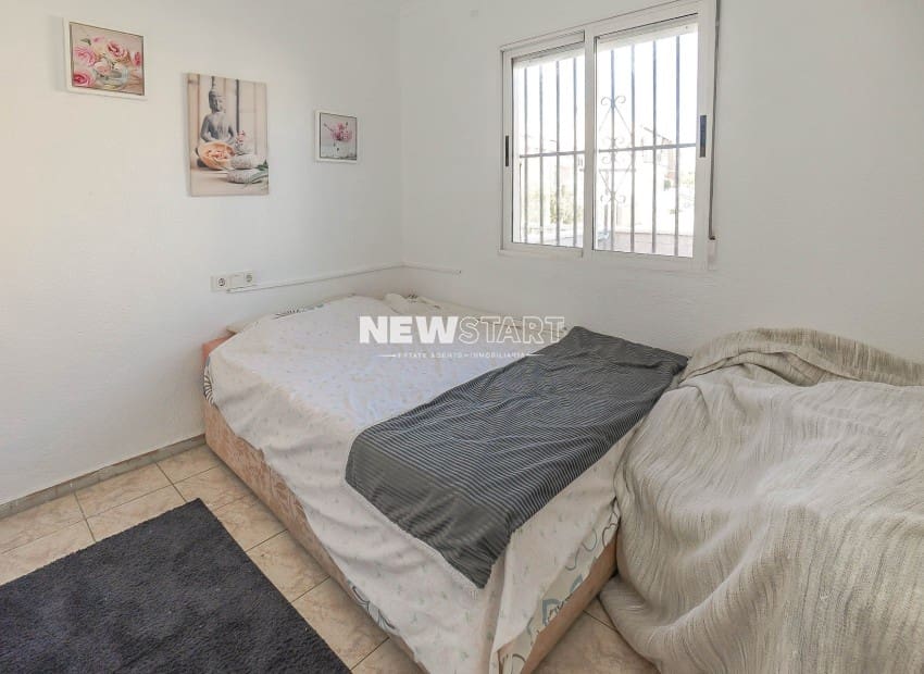 2 makuuhuone Bungalow myytävänä paikassa San Fulgencio - 112 000 € (Ref: 9598109)