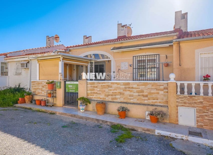 2 makuuhuone Bungalow myytävänä paikassa San Fulgencio - 112 000 € (Ref: 9598109)