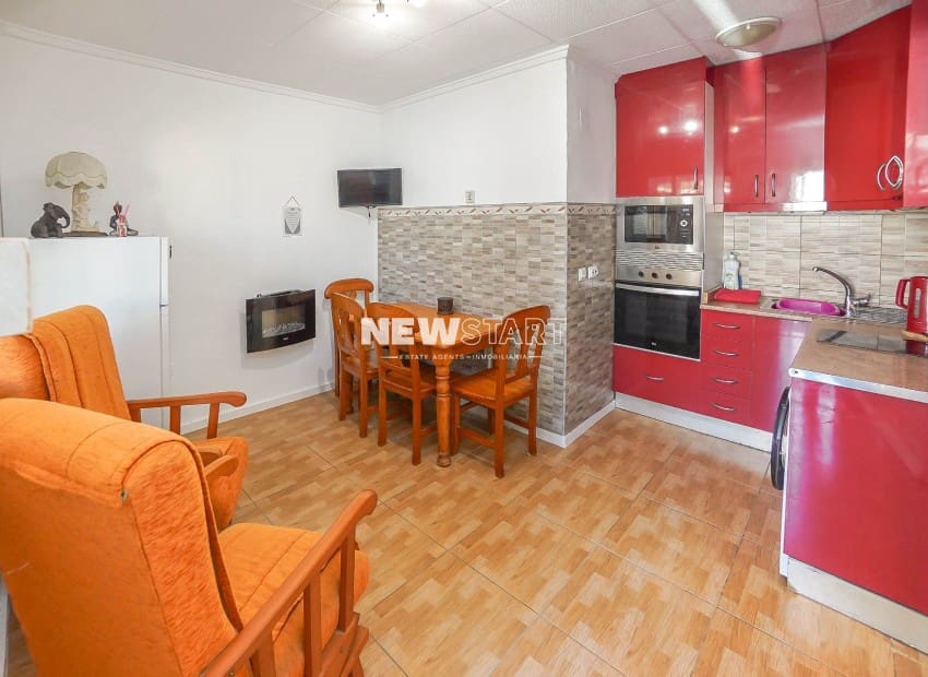 2 makuuhuone Bungalow myytävänä paikassa San Fulgencio - 112 000 € (Ref: 9598109)