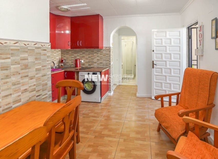 2 makuuhuone Bungalow myytävänä paikassa San Fulgencio - 112 000 € (Ref: 9598109)