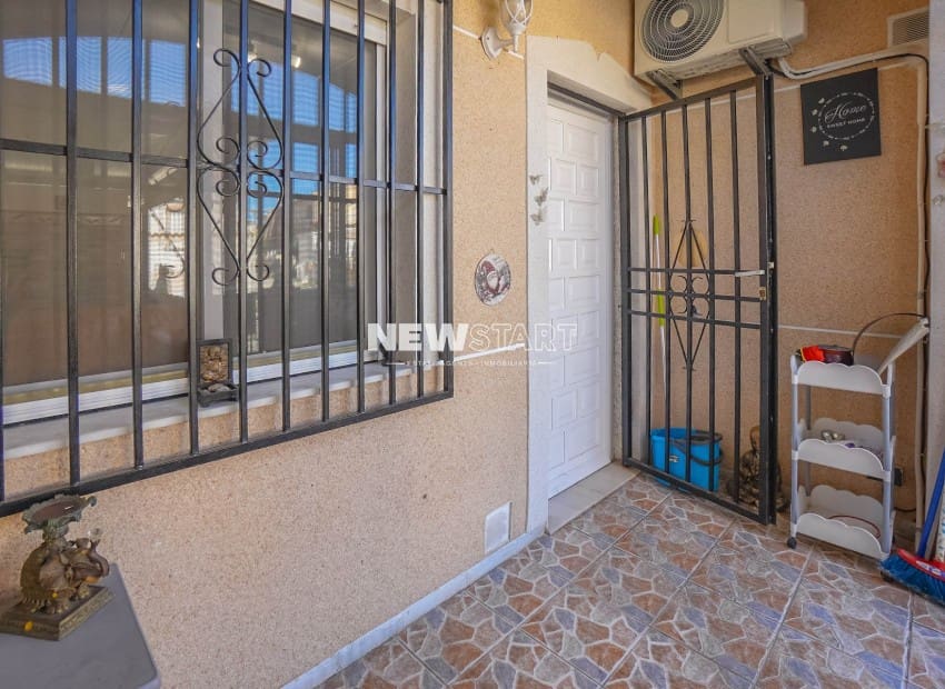 2 makuuhuone Bungalow myytävänä paikassa San Fulgencio - 112 000 € (Ref: 9598109)