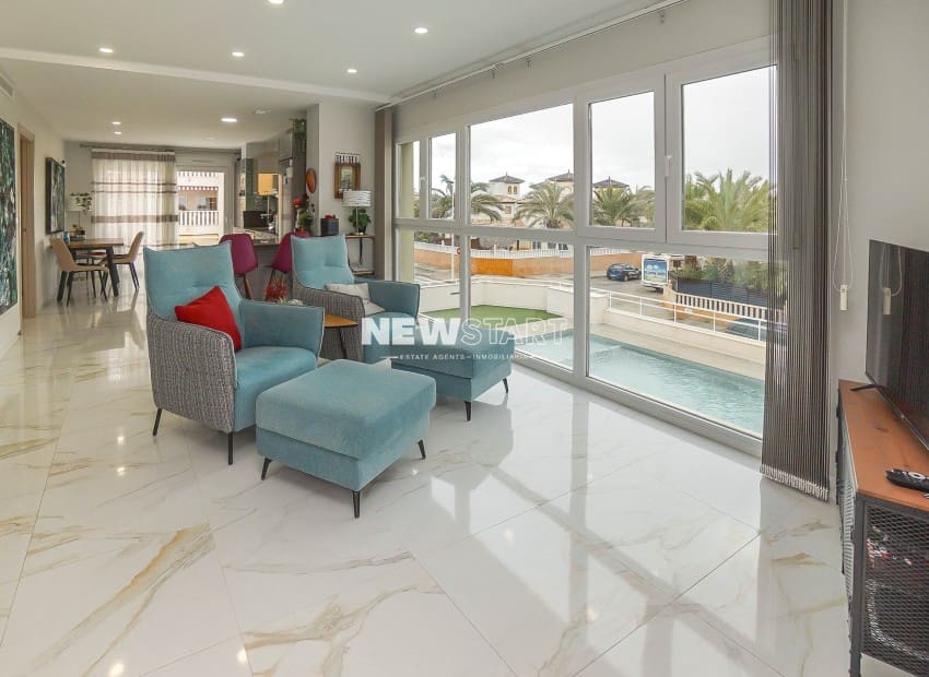 2 camera da letto Appartamento in vendita in La Marina con piscina garage - 249.000 € (Rif: 9603340)