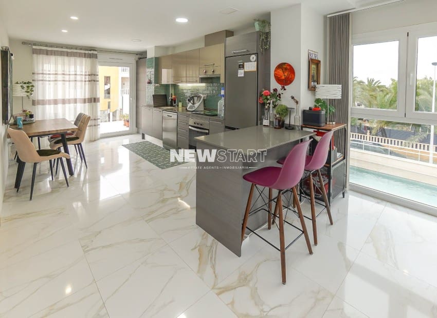 2 camera da letto Appartamento in vendita in La Marina con piscina garage - 249.000 € (Rif: 9603340)