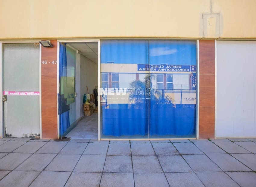 Local Commercial à vendre à San Fulgencio - 50 000 € (Ref: 9603341)