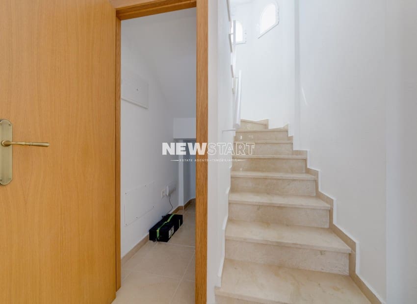 3 slaapkamer Villa te koop in San Fulgencio met zwembad - € 275.000 (Ref: 9618612)