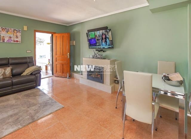 3 slaapkamer Halfvrijstaande villa te koop in San Fulgencio met zwembad - € 180.000 (Ref: 9671257)