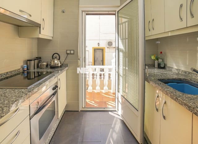 3 makuuhuone Paritalo myytävänä paikassa San Fulgencio mukana uima-altaan - 180 000 € (Ref: 9671257)