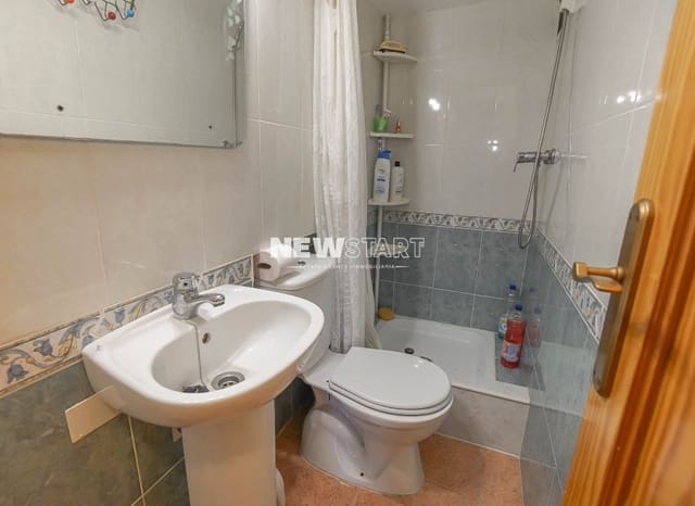 3 quarto Moradia Geminada para venda em San Fulgencio com piscina - 180 000 € (Ref: 9671257)