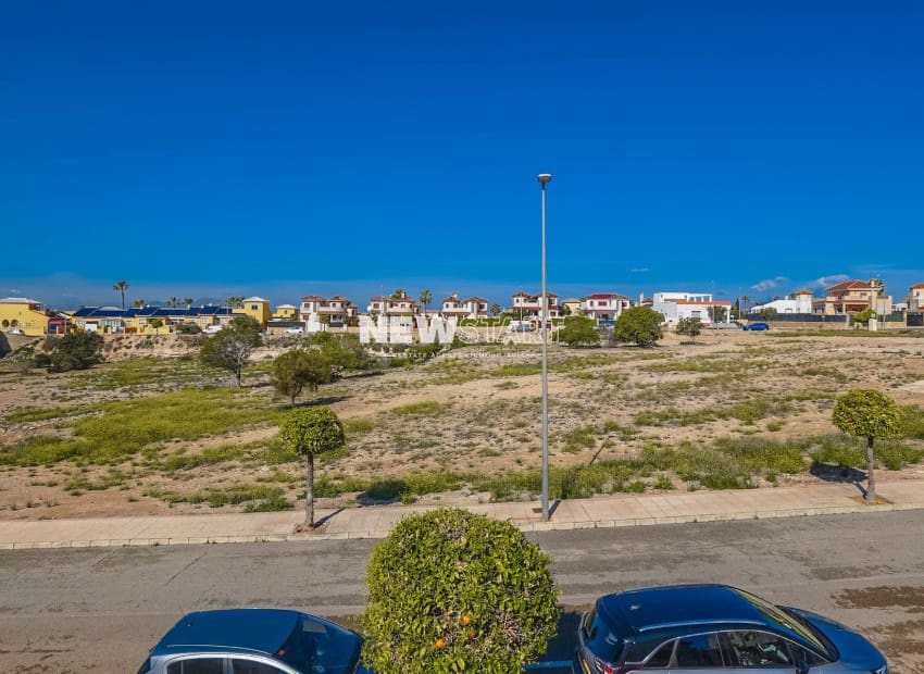 3 quarto Moradia Geminada para venda em San Fulgencio com piscina - 180 000 € (Ref: 9671257)