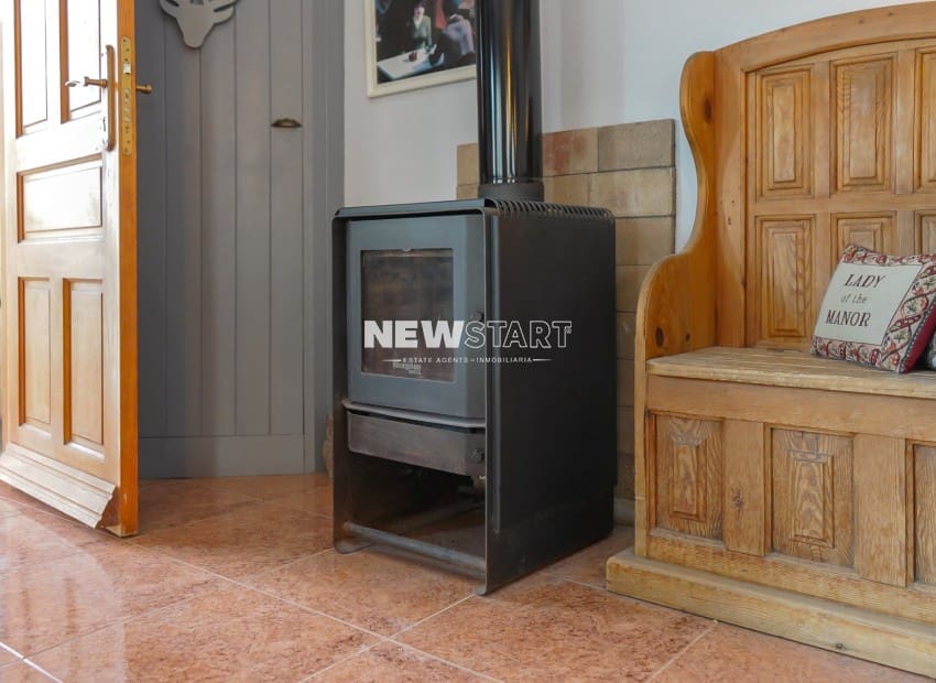 2 soverom Rekkehus til salgs i La Marina med svømmebasseng - € 220 000 (Ref: 9679132)