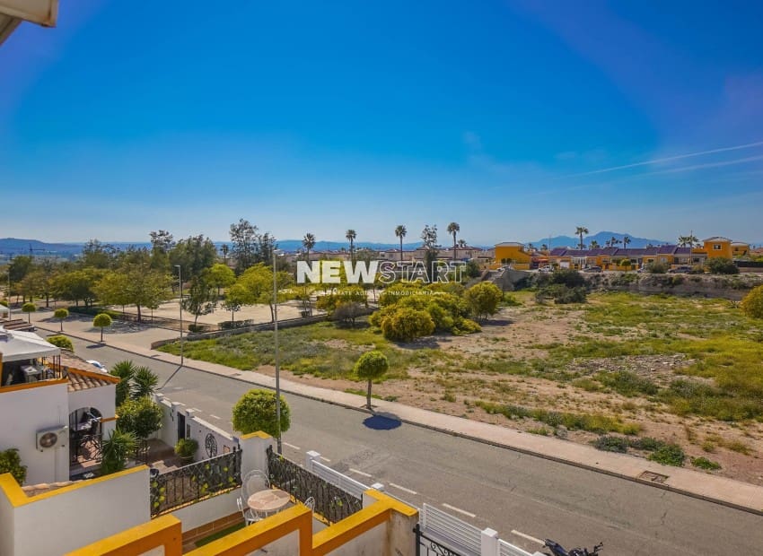 3 soveværelse Villa til salg i San Fulgencio med swimmingpool - € 185.000 (Ref: 9733899)