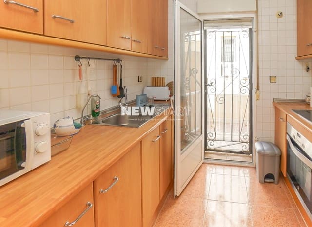 3 bedroom Villa for sale in San Fulgencio with pool - € 185,000 (Ref: 9733899)