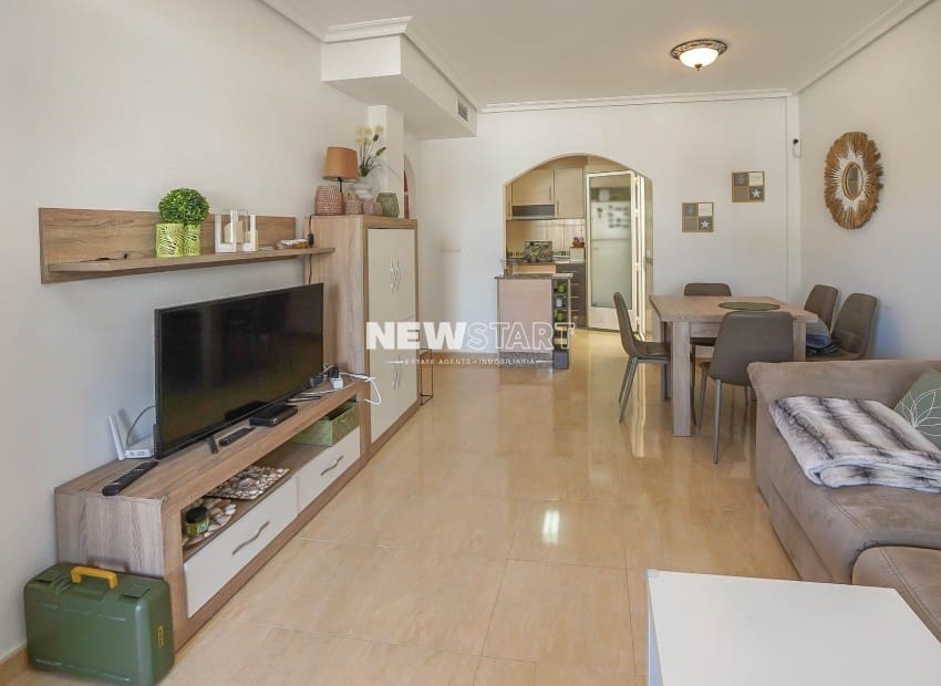 Chalet de 3 habitaciones en La Marina en venta con piscina garaje - 184.900 € (Ref: 9733900)