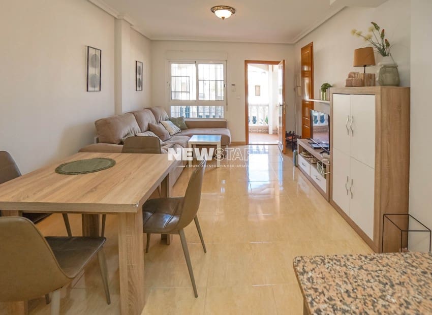 Chalet de 3 habitaciones en La Marina en venta con piscina garaje - 184.900 € (Ref: 9733900)