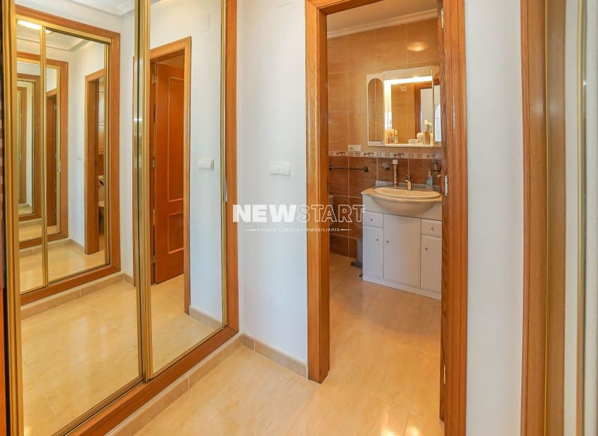 Chalet de 3 habitaciones en La Marina en venta con piscina garaje - 184.900 € (Ref: 9733900)