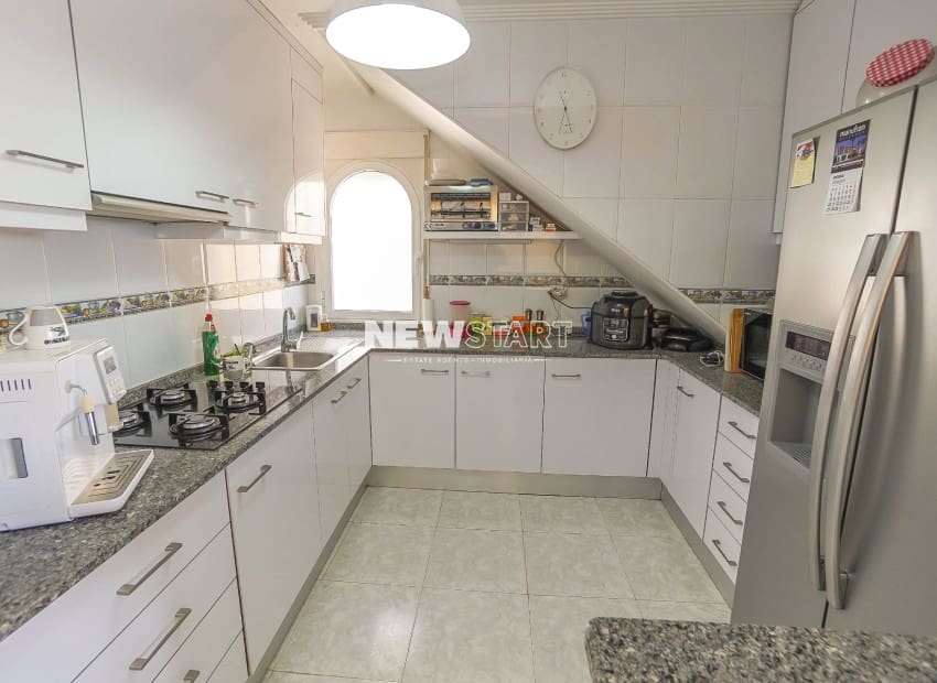 3 chambre Villa/Maison à vendre à La Marina avec piscine garage - 309 999 € (Ref: 9744226)