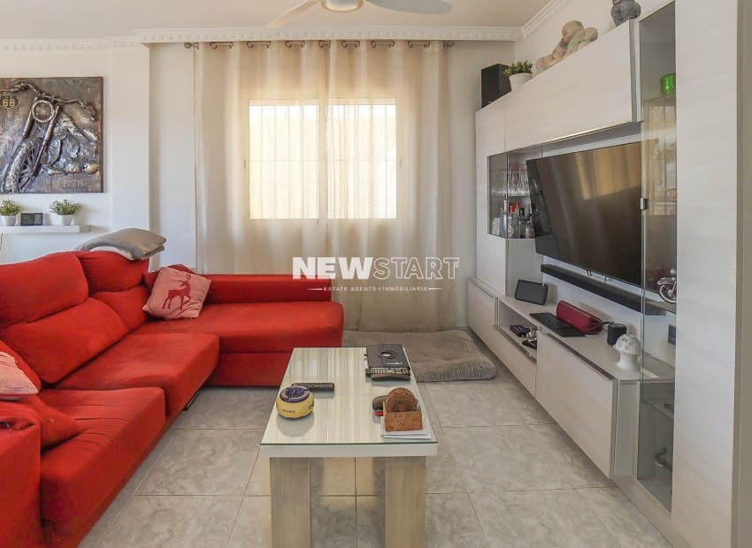 3 chambre Villa/Maison à vendre à La Marina avec piscine garage - 309 999 € (Ref: 9744226)