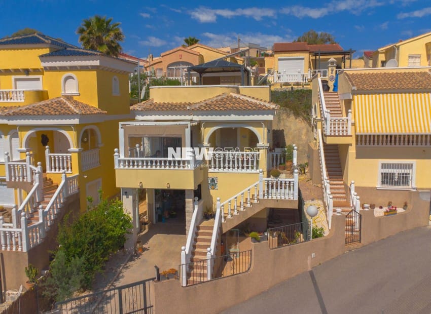 3 chambre Villa/Maison à vendre à La Marina avec piscine garage - 309 999 € (Ref: 9744226)