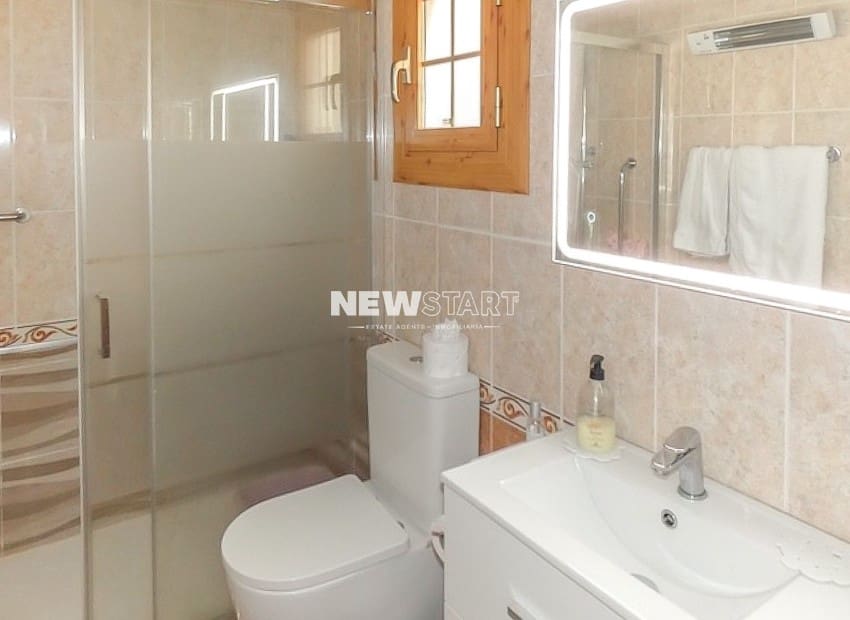 3 quarto Bungalow para venda em San Fulgencio com piscina - 360 000 € (Ref: 9756688)