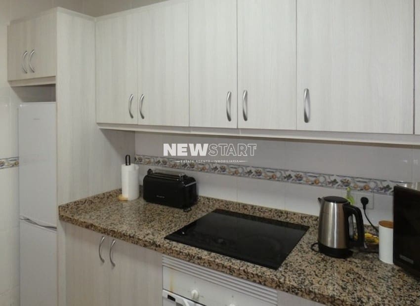 3 quarto Bungalow para venda em San Fulgencio com piscina - 360 000 € (Ref: 9756688)