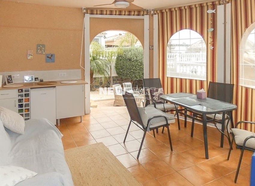 3 quarto Bungalow para venda em San Fulgencio com piscina - 360 000 € (Ref: 9756688)