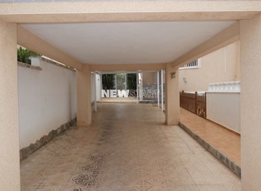 3 quarto Bungalow para venda em San Fulgencio com piscina - 360 000 € (Ref: 9756688)