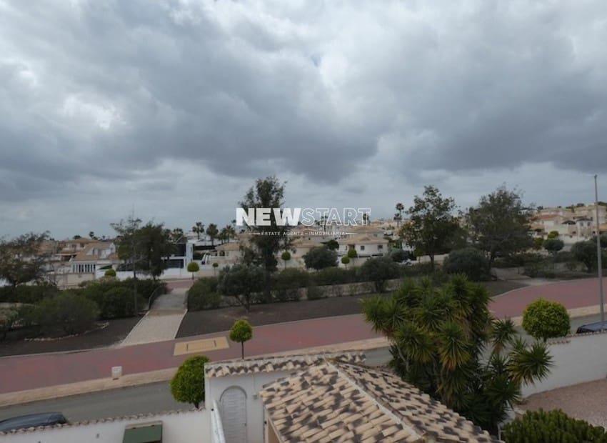 3 quarto Bungalow para venda em San Fulgencio com piscina - 360 000 € (Ref: 9756688)