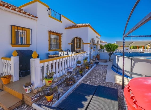 3 sypialnia Dom blizniak na sprzedaż w La Marina, Elche / Elx z basenem - 185 000 € (Ref: 9778623)