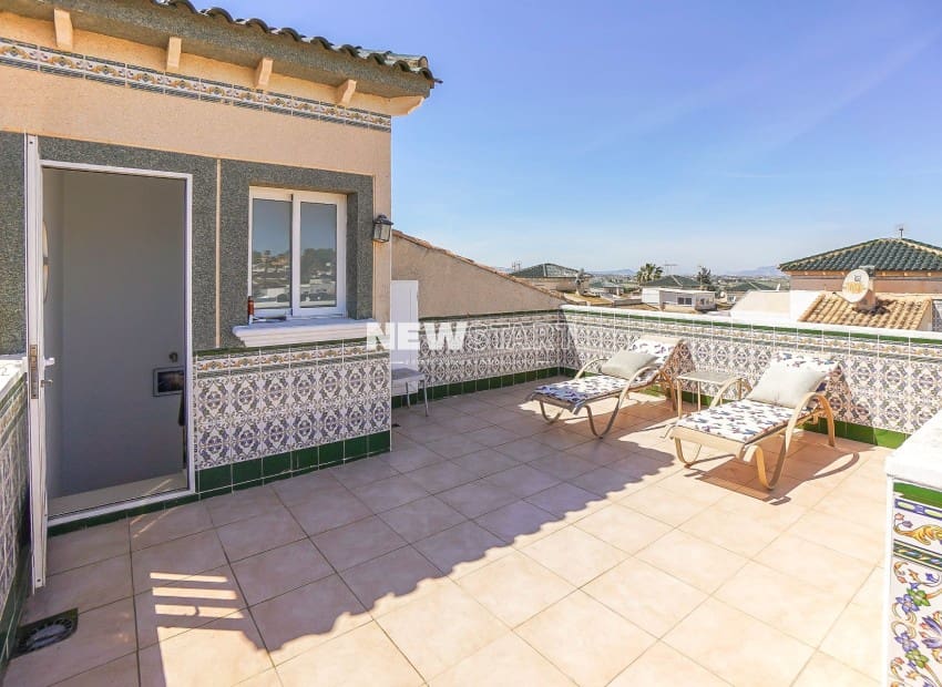 4 sovrum Semi-fristående Villa till salu i La Marina med pool garage - 199 950 € (Ref: 9787702)