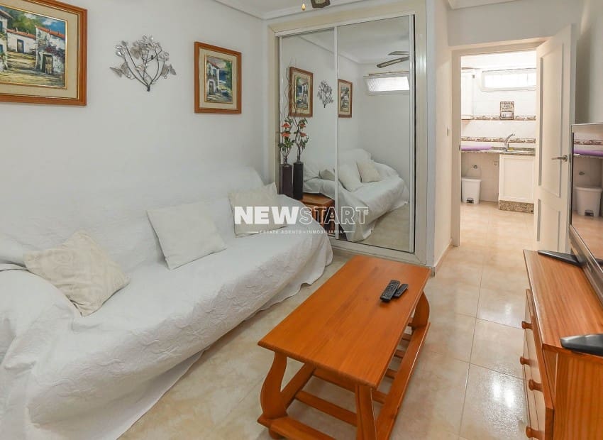 4 sovrum Semi-fristående Villa till salu i La Marina med pool garage - 199 950 € (Ref: 9787702)