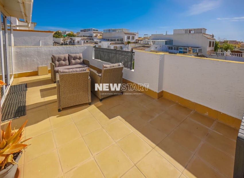 3 makuuhuone Paritalo myytävänä paikassa San Fulgencio mukana uima-altaan - 185 000 € (Ref: 9789757)