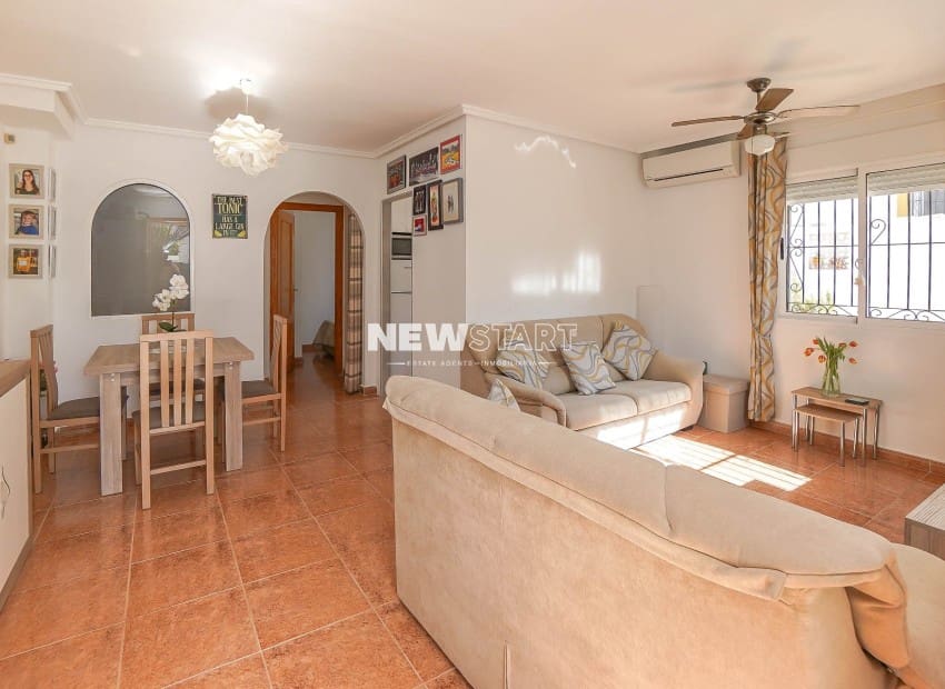 3 makuuhuone Paritalo myytävänä paikassa San Fulgencio mukana uima-altaan - 185 000 € (Ref: 9789757)