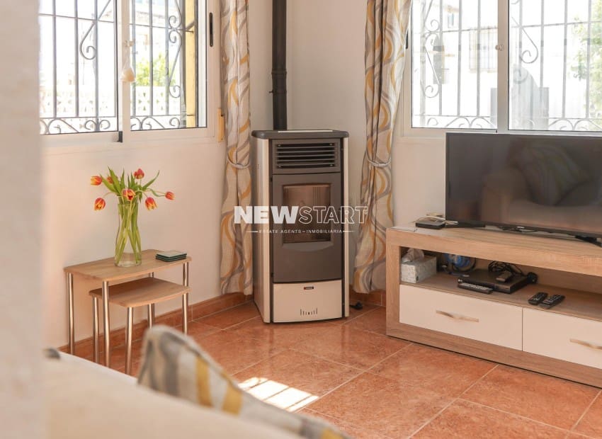 3 makuuhuone Paritalo myytävänä paikassa San Fulgencio mukana uima-altaan - 185 000 € (Ref: 9789757)