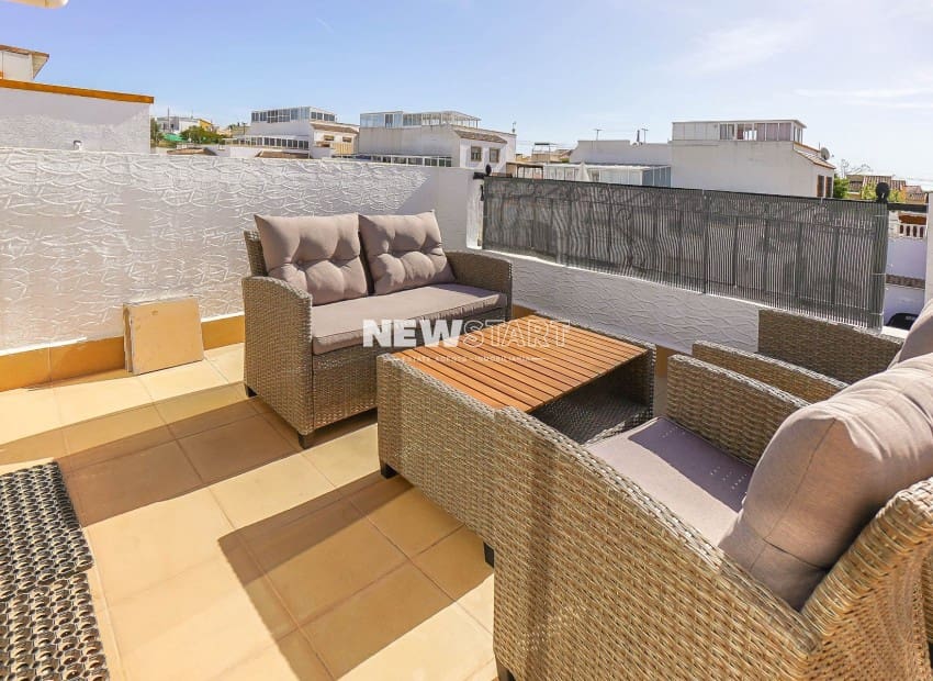 3 makuuhuone Paritalo myytävänä paikassa San Fulgencio mukana uima-altaan - 185 000 € (Ref: 9789757)