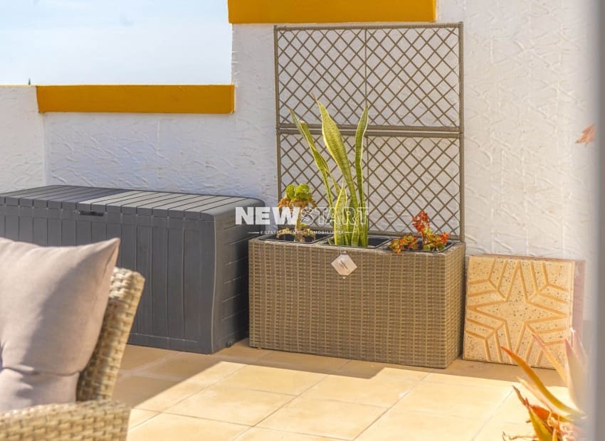 3 makuuhuone Paritalo myytävänä paikassa San Fulgencio mukana uima-altaan - 185 000 € (Ref: 9789757)