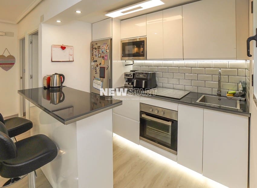 2 sypialnia Apartament na sprzedaż w Guardamar del Segura - 135 900 € (Ref: 9797448)