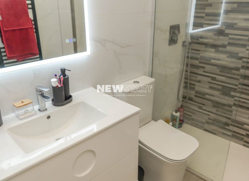 2 sypialnia Apartament na sprzedaż w Guardamar del Segura - 135 900 € (Ref: 9797448)