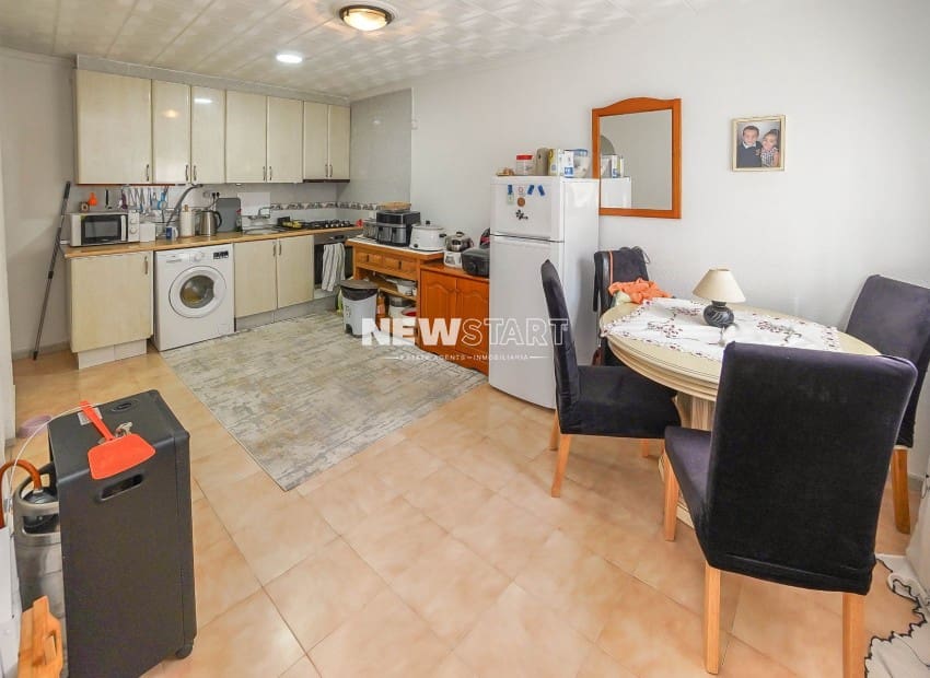 2 Zimmer Haus zu verkaufen in La Marina mit Garage - 130.000 € (Ref: 9809796)