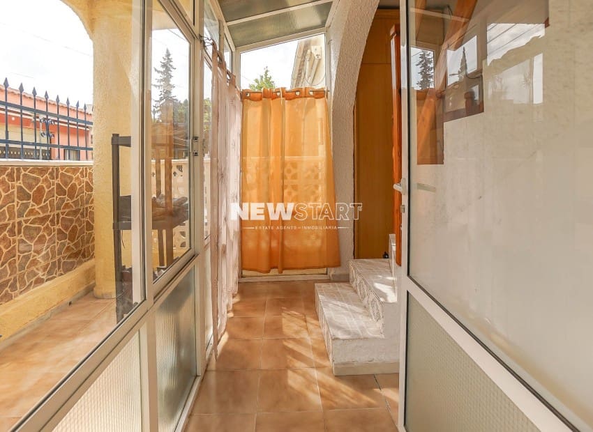 2 Zimmer Haus zu verkaufen in La Marina mit Garage - 130.000 € (Ref: 9809796)