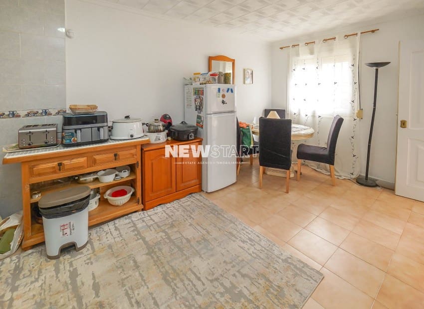 2 Zimmer Haus zu verkaufen in La Marina mit Garage - 130.000 € (Ref: 9809796)